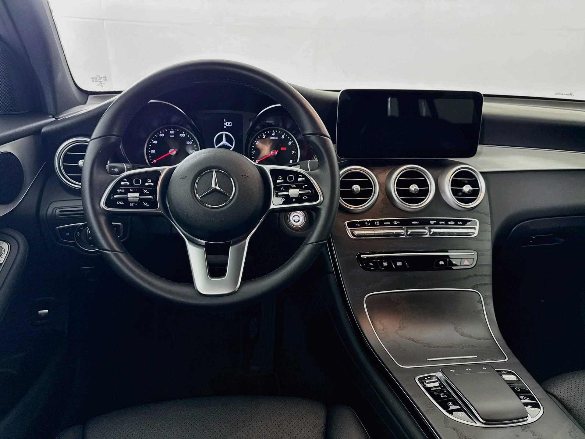 Used 2022 Mercedes-Benz GLC 300 image 23
