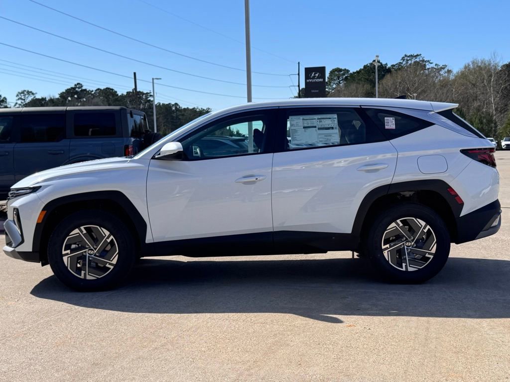 New 2026 Hyundai Tucson Blue SE image 9