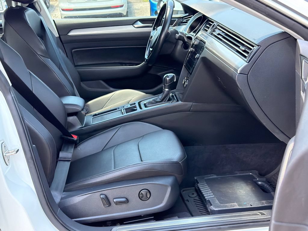 Used 2019 Volkswagen Arteon SE AWD/4WD image 14
