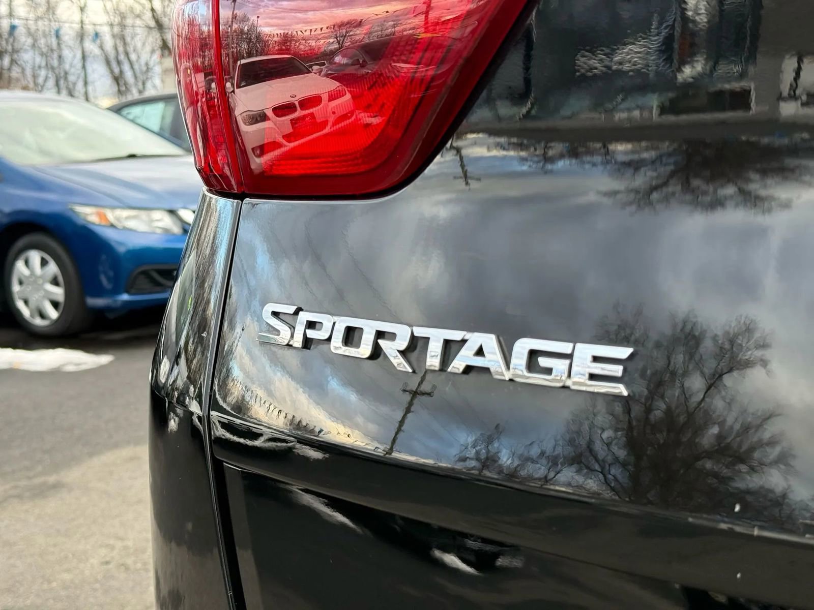 Used 2017 Kia Sportage LX w/ LX Popular Package image 6