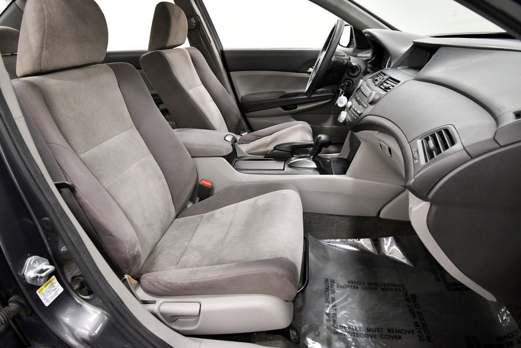 Used 2010 Honda Accord LX-P image 14