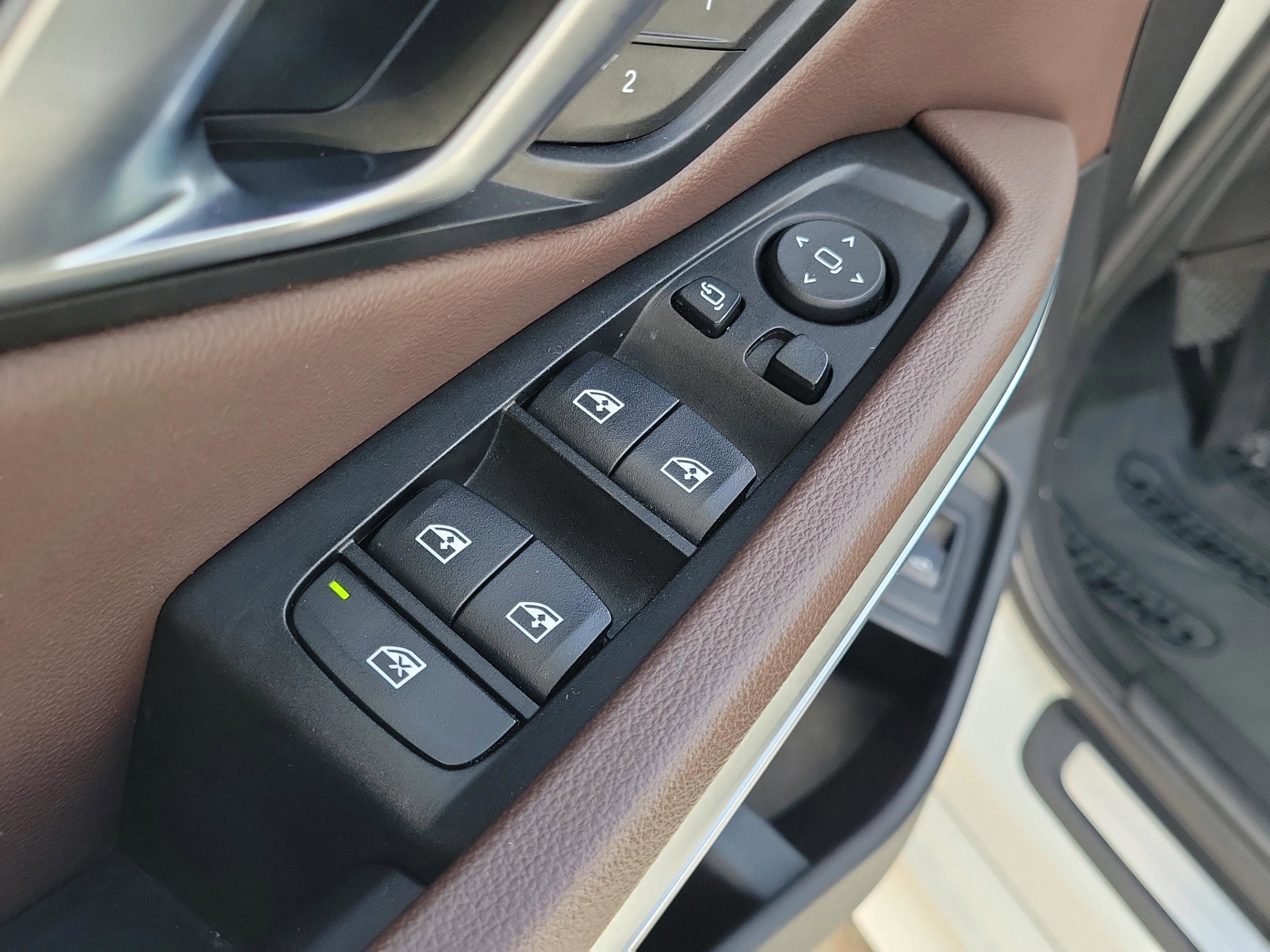 Used 2020 BMW 330i Sedan w/ Convenience Package image 13