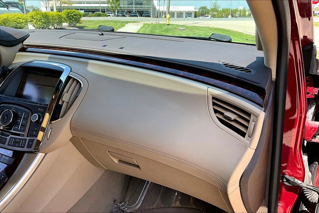 Used 2010 Buick LaCrosse CXS w/ Touring Package FWD image 27