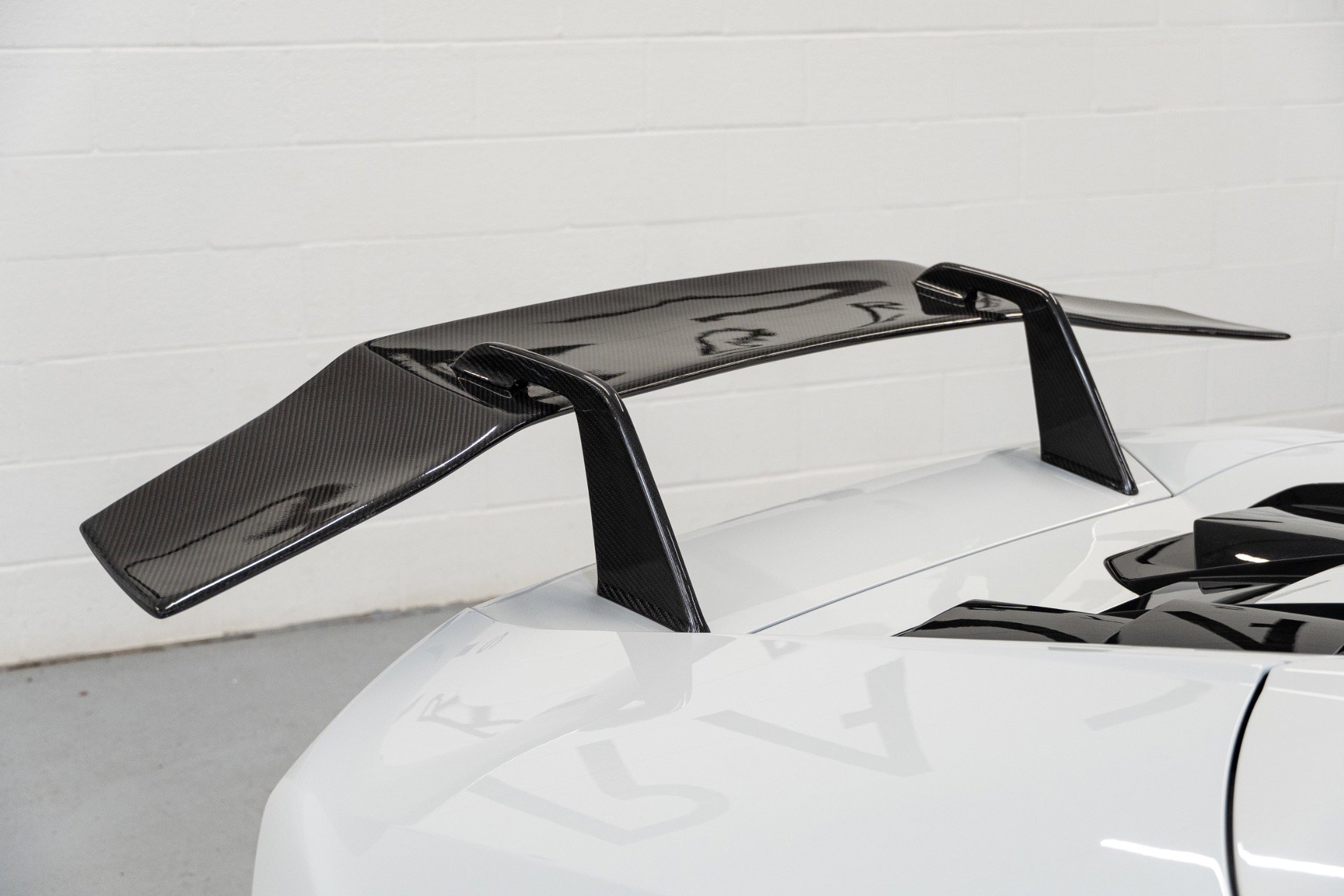 Used 2017 Lamborghini Huracan LP 580-2 image 9