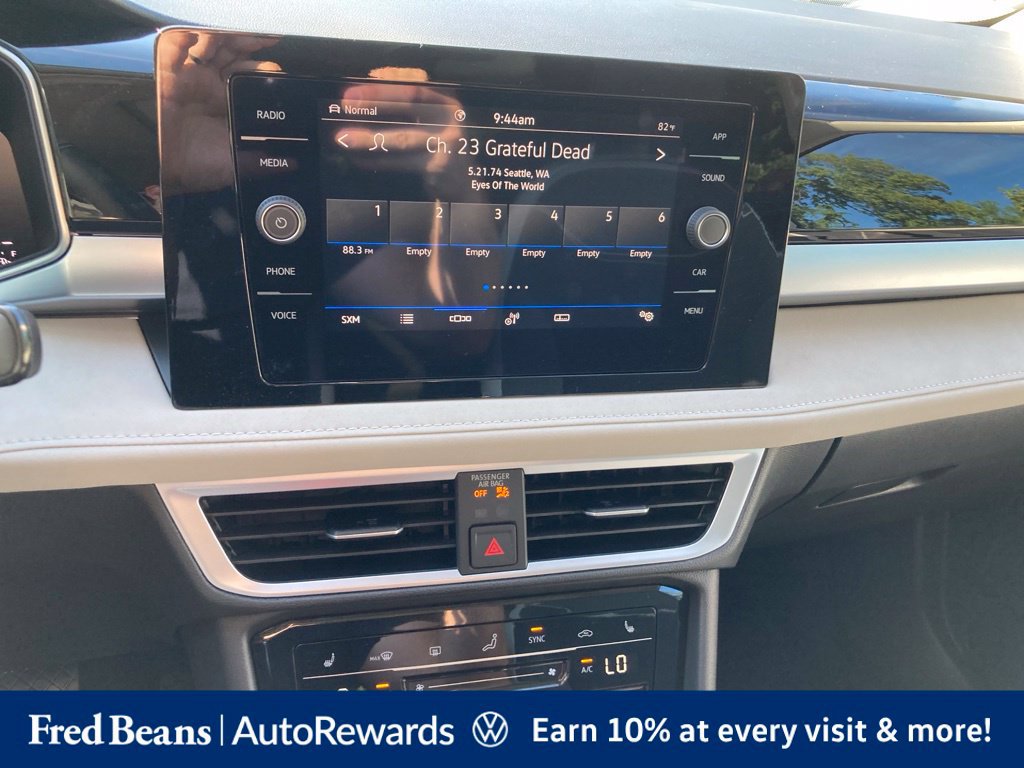 New 2026 Volkswagen Taos SE AWD/4WD image 18