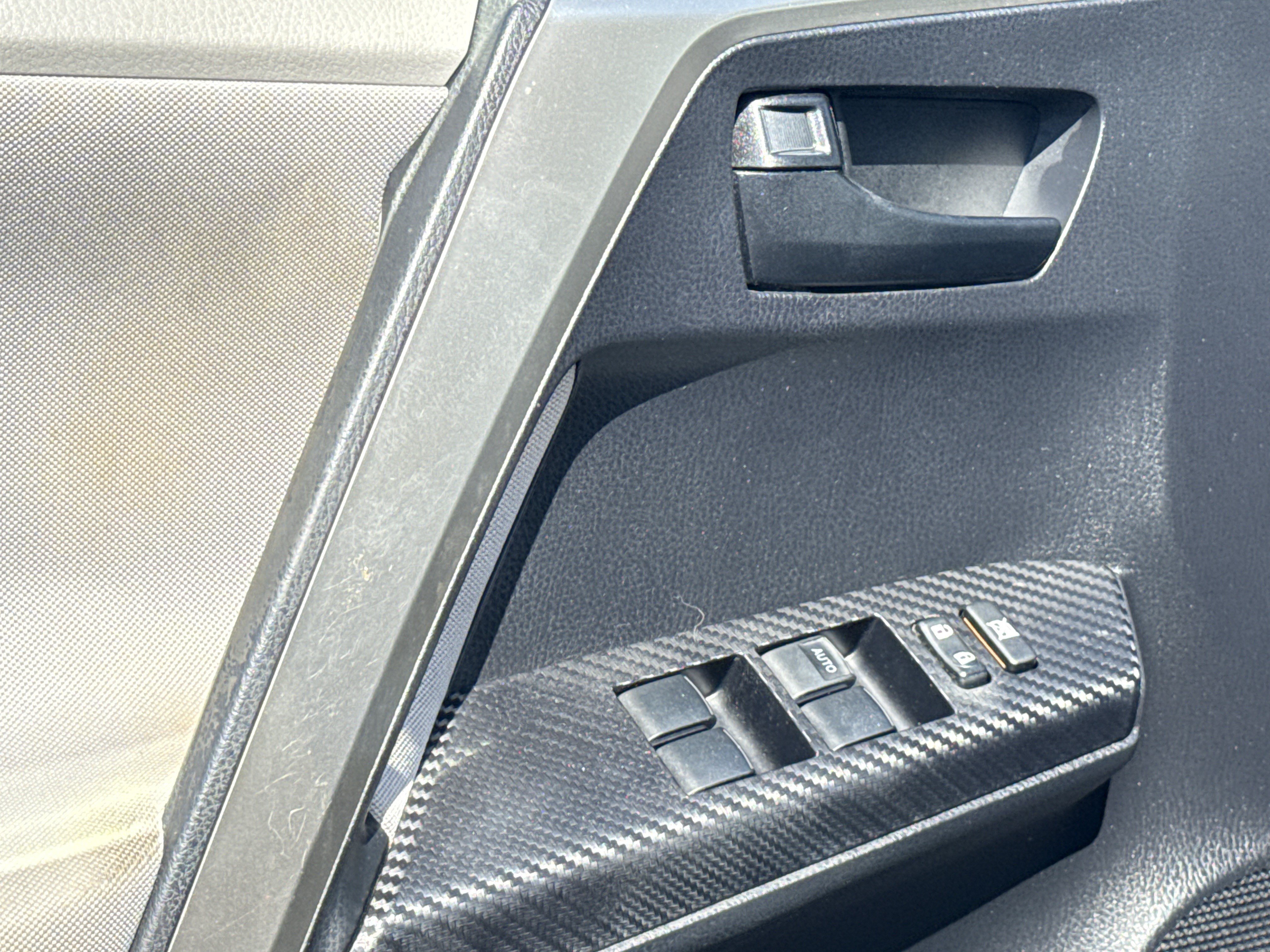 Used 2013 Toyota RAV4 LE FWD image 15