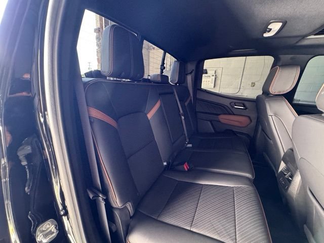 Certified 2026 GMC Canyon AT4 w/ Technology Plus Package AWD/4WD image 23