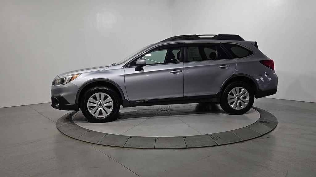 Used 2015 Subaru Outback 2.5i Premium AWD/4WD image 2