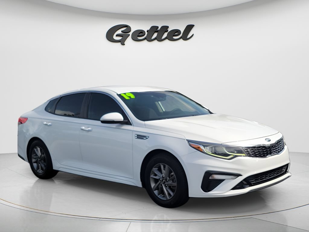 Used 2019 Kia Optima LX FWD image 3