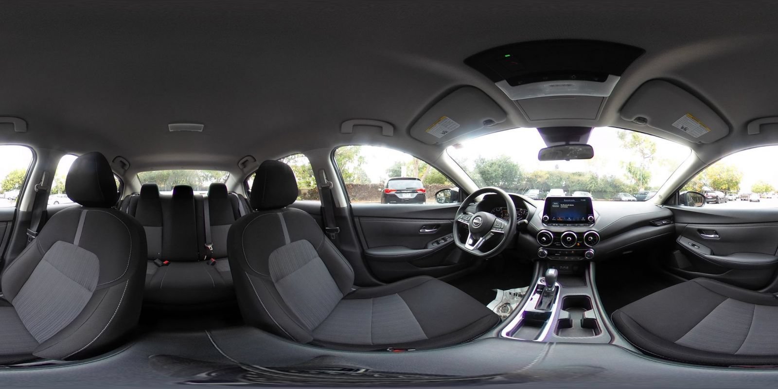 Used 2025 Nissan Sentra SV FWD image 39