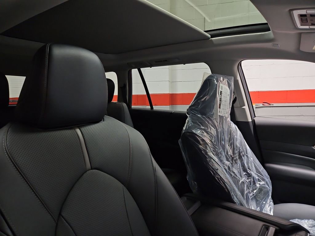 New 2026 Toyota Grand Highlander Platinum image 29