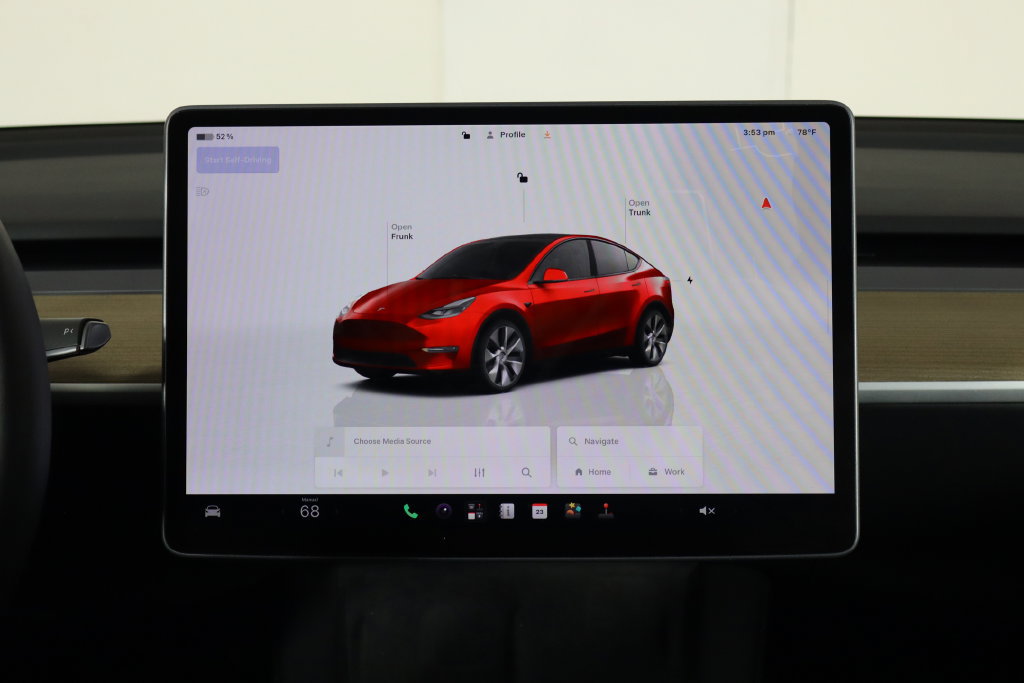 Used 2023 Tesla Model Y Long Range AWD/4WD image 23