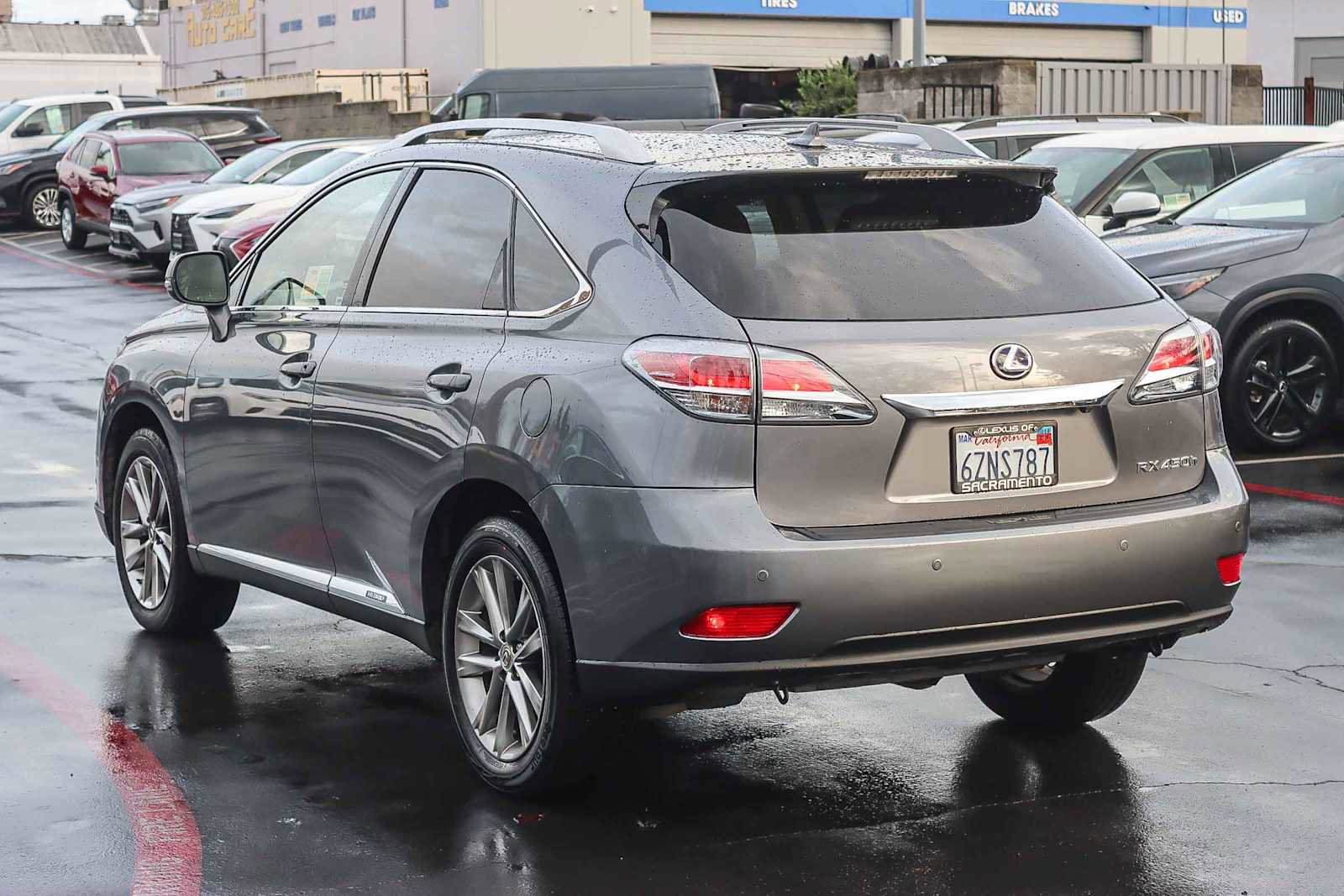 Used 2013 Lexus RX 450h AWD image 2