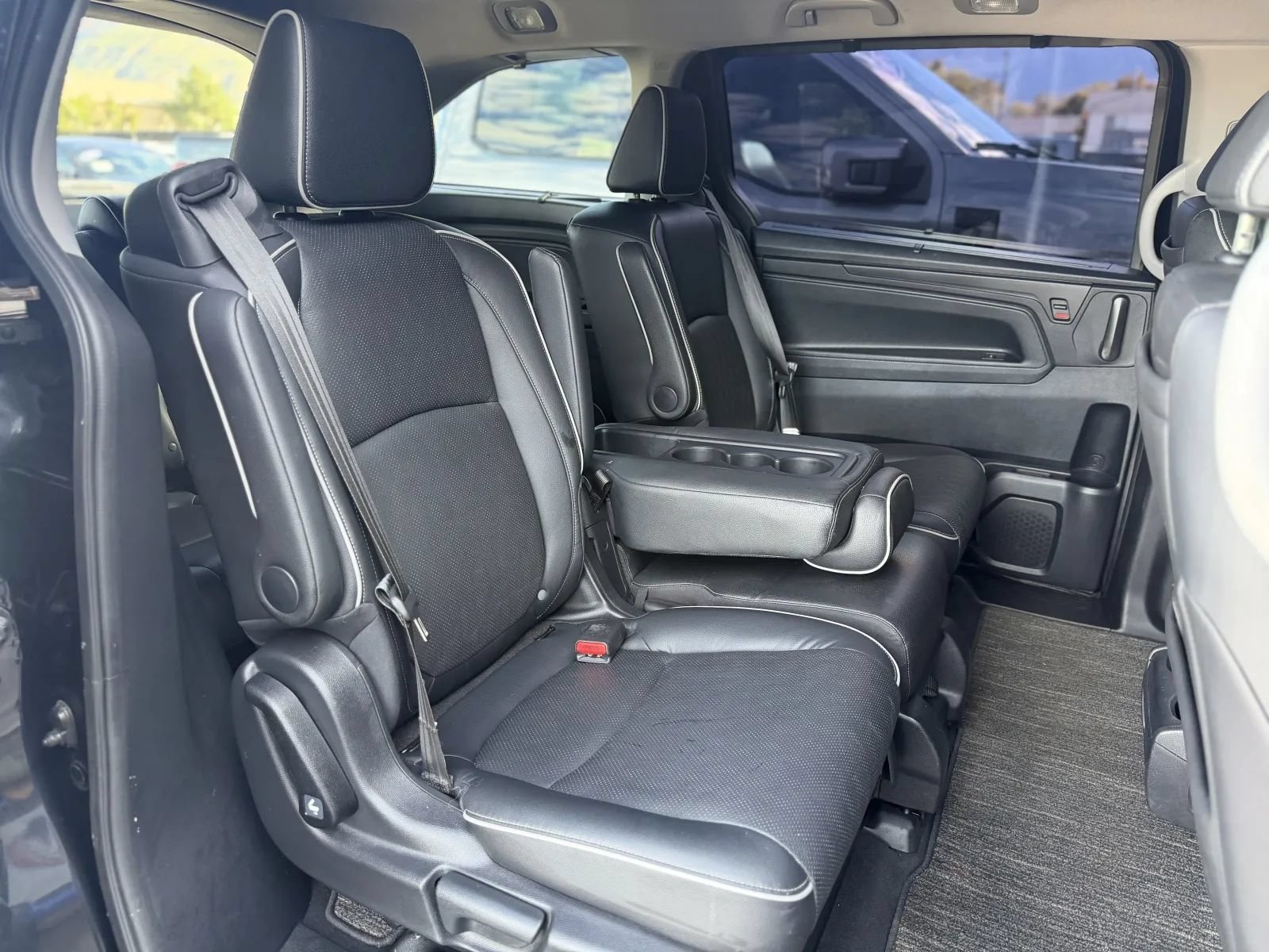 Used 2024 Honda Odyssey Elite image 21