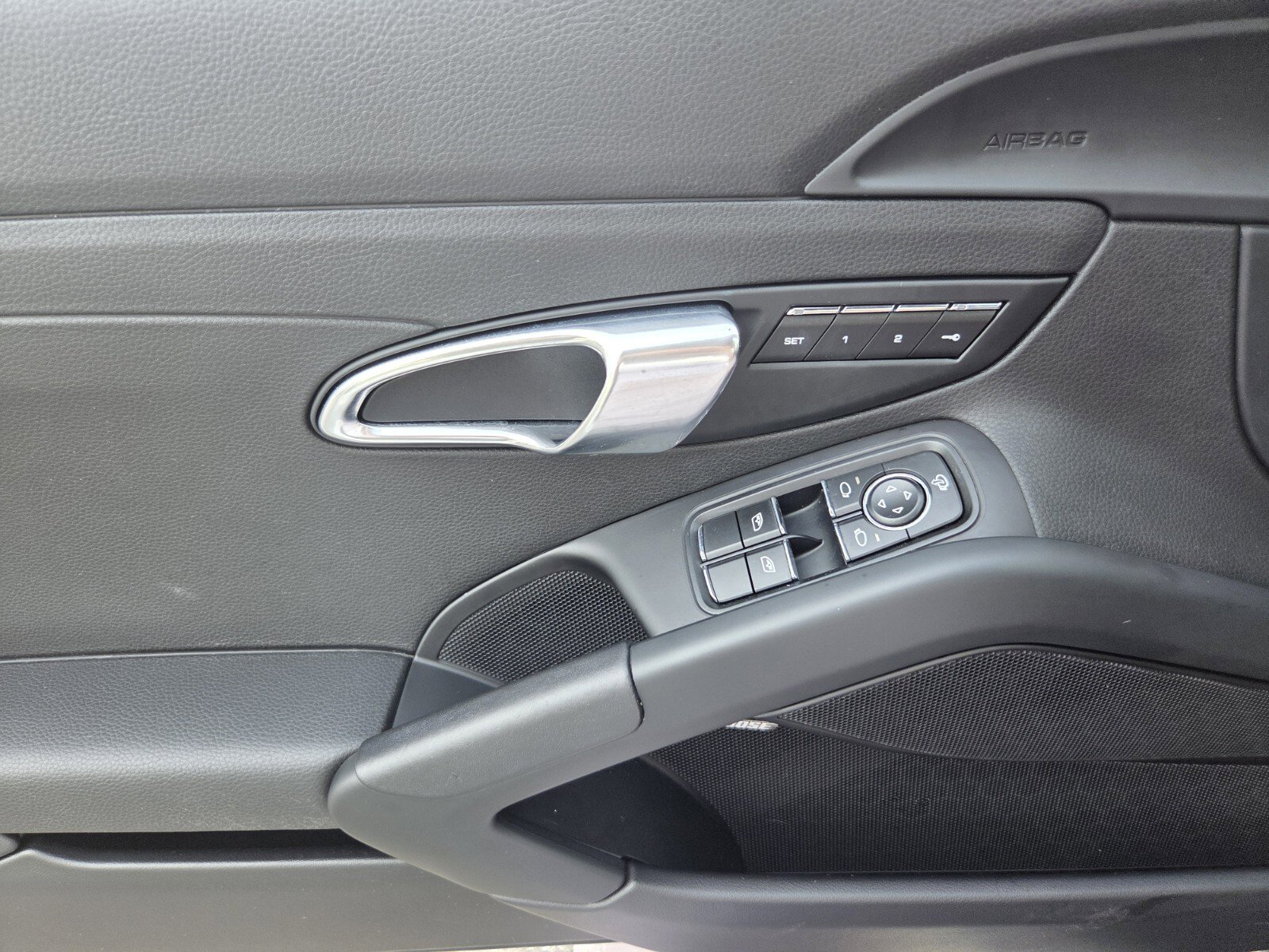 Used 2021 Porsche 718 Boxster image 23