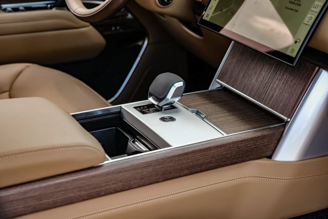 New 2026 Land Rover Range Rover SE AWD/4WD image 31