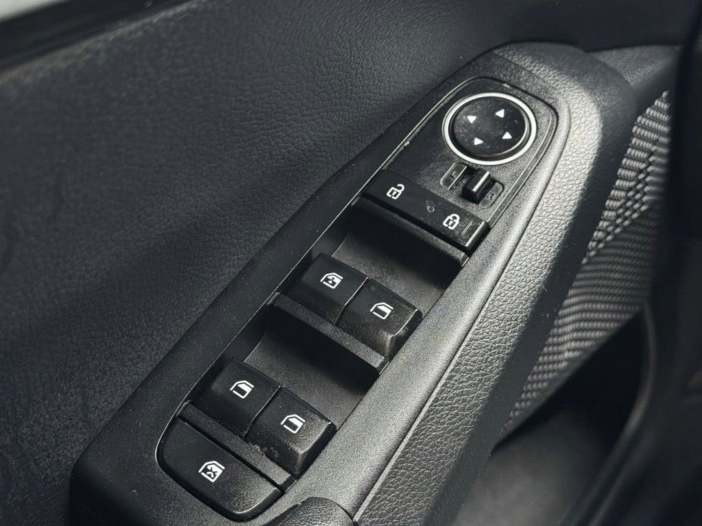 Used 2023 Kia Seltos EX image 32