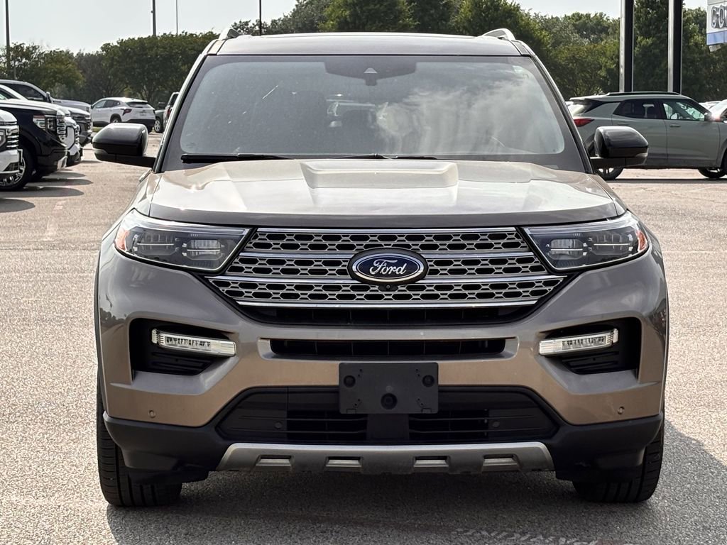 Used 2021 Ford Explorer Limited w/ Equipment Group 301A AWD/4WD image 3