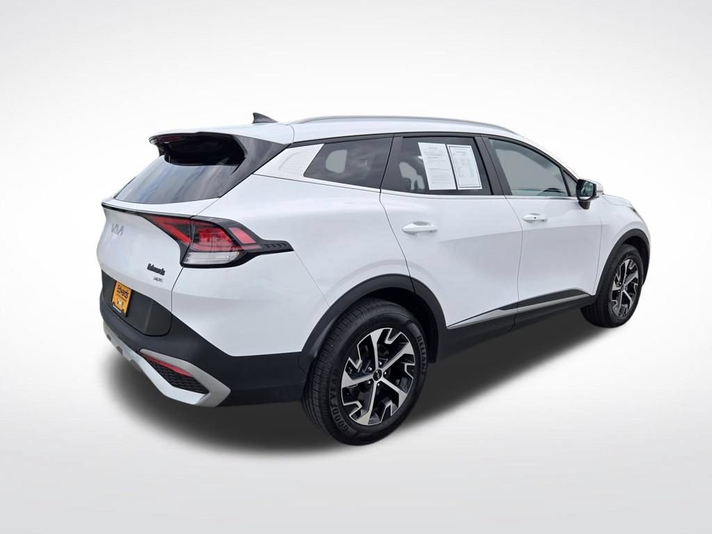 Used 2024 Kia Sportage EX AWD/4WD image 3