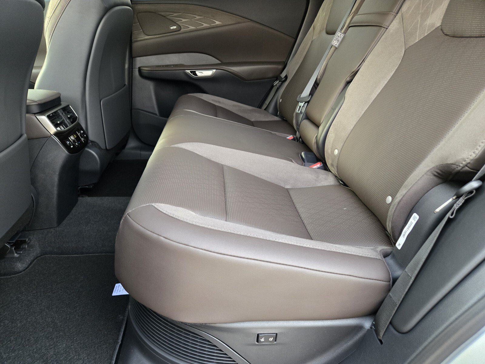 New 2026 Lexus RX 350h AWD/4WD image 7