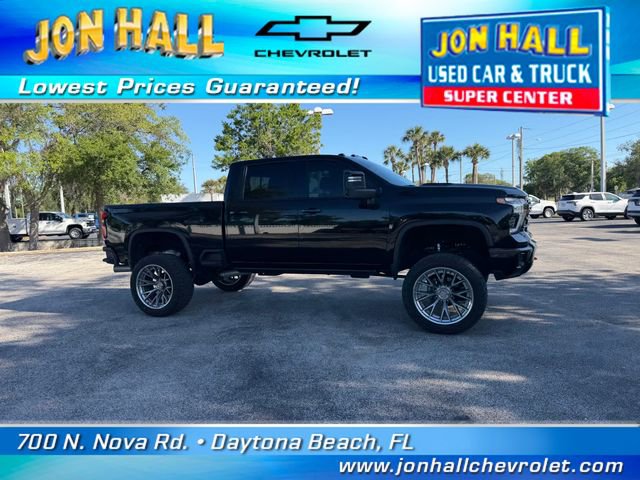 Used 2025 Chevrolet Silverado 2500 LTZ w/ LTZ Plus Package image 18