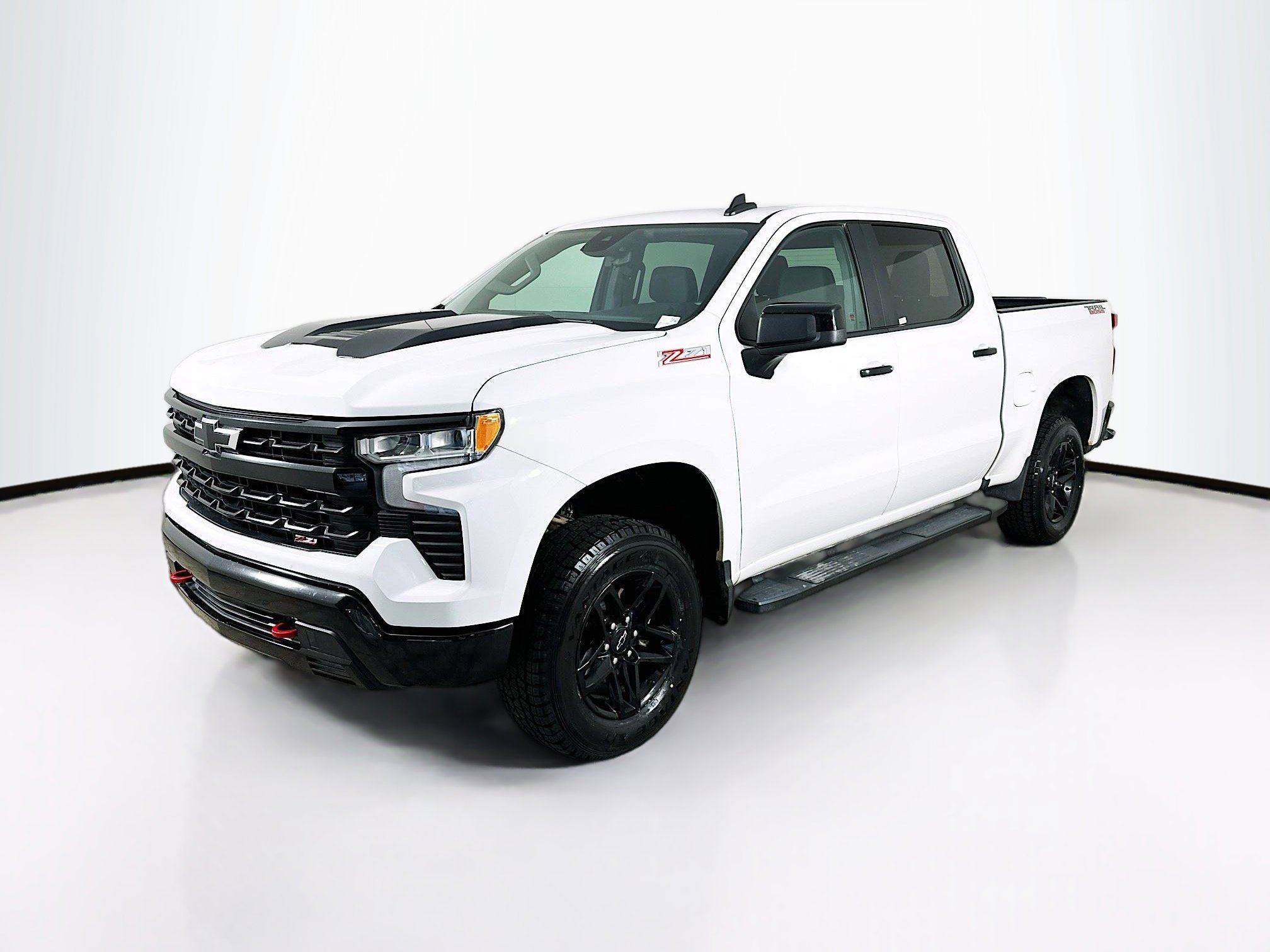 Used 2024 Chevrolet Silverado 1500 LT Trail Boss w/ Protection Package image 3