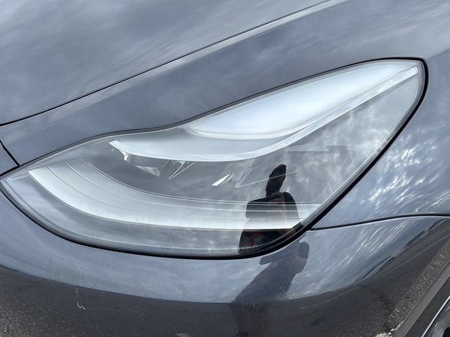 Used 2024 Tesla Model Y Long Range AWD/4WD image 25