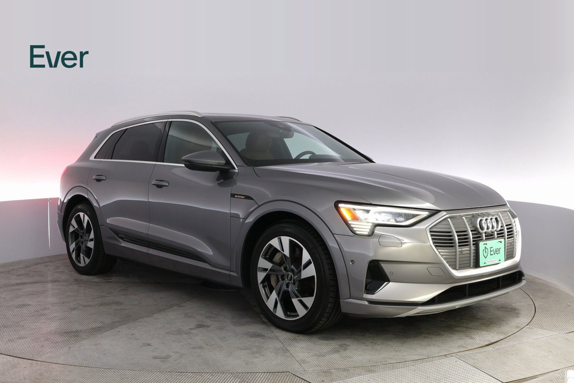 Used 2021 Audi e-tron Prestige w/ Prestige Package image 4