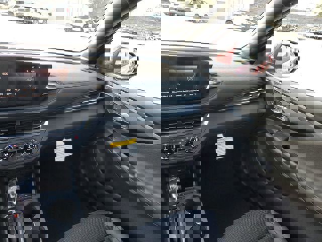 New 2026 Buick Envista Preferred image 14