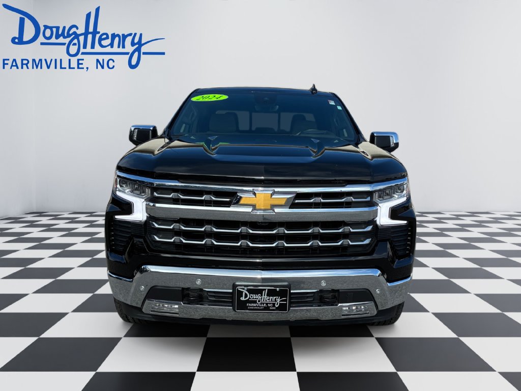 Used 2024 Chevrolet Silverado 1500 LTZ AWD/4WD image 8