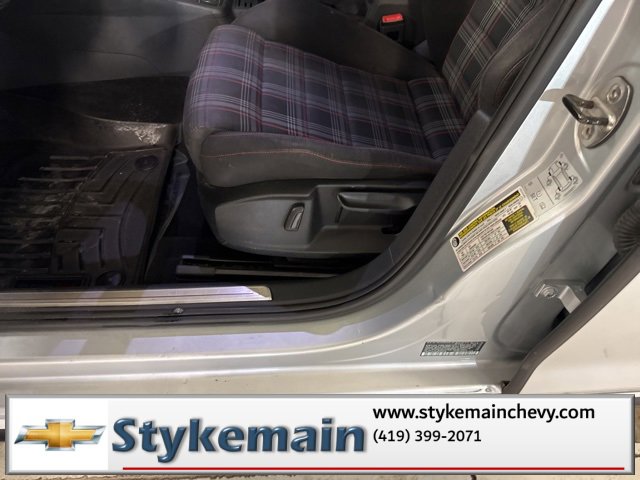 Used 2016 Volkswagen GTI S image 27