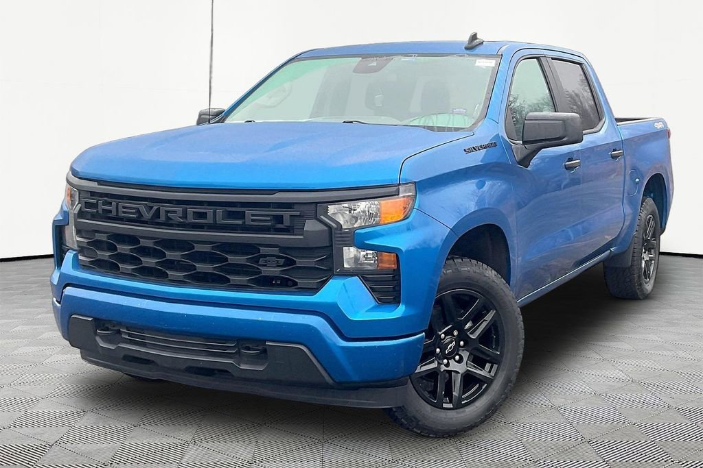 Used 2022 Chevrolet Silverado 1500 Custom w/ LPO, Dark Essentials Package image 1