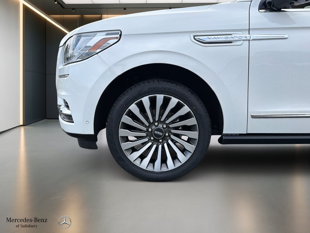 Used 2021 Lincoln Navigator Reserve w/ Luxury Package AWD/4WD image 20