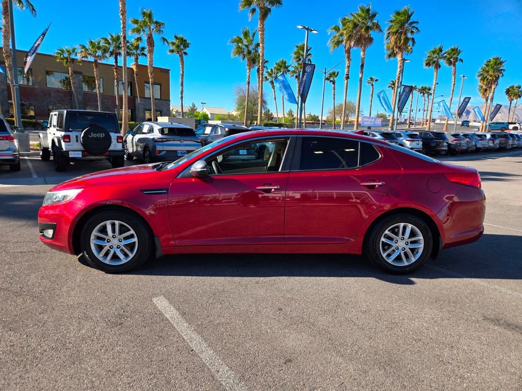 Used 2013 Kia Optima LX FWD image 3