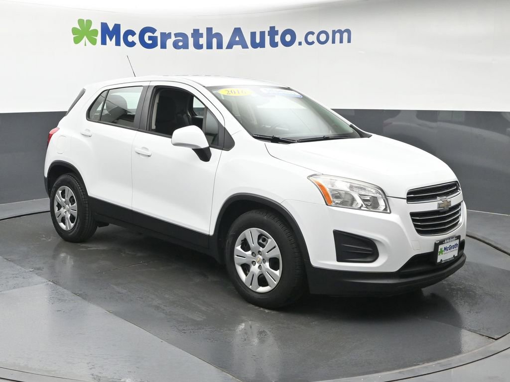 Used 2016 Chevrolet Trax LS FWD image 2