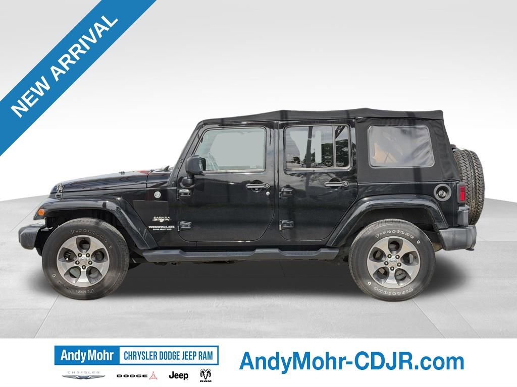 Used 2016 Jeep Wrangler Unlimited Sahara w/ Connectivity Group AWD/4WD image 4