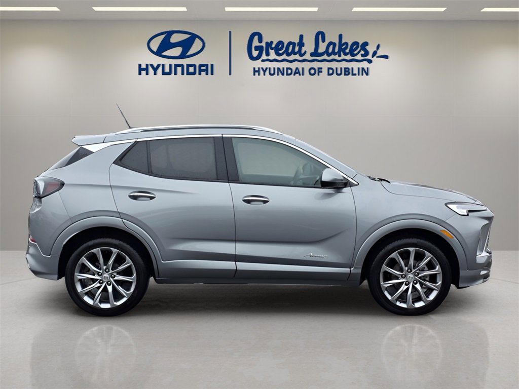 Used 2024 Buick Encore GX Avenir w/ Avenir Convenience Package image 6