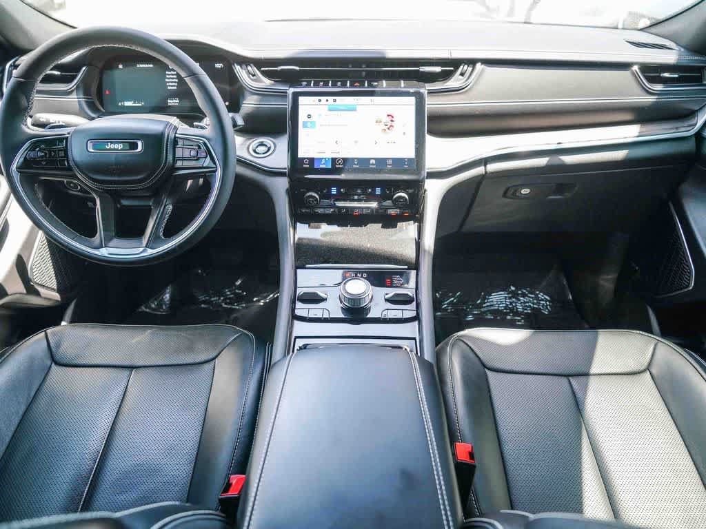 Certified 2024 Jeep Grand Cherokee L Overland AWD/4WD image 11