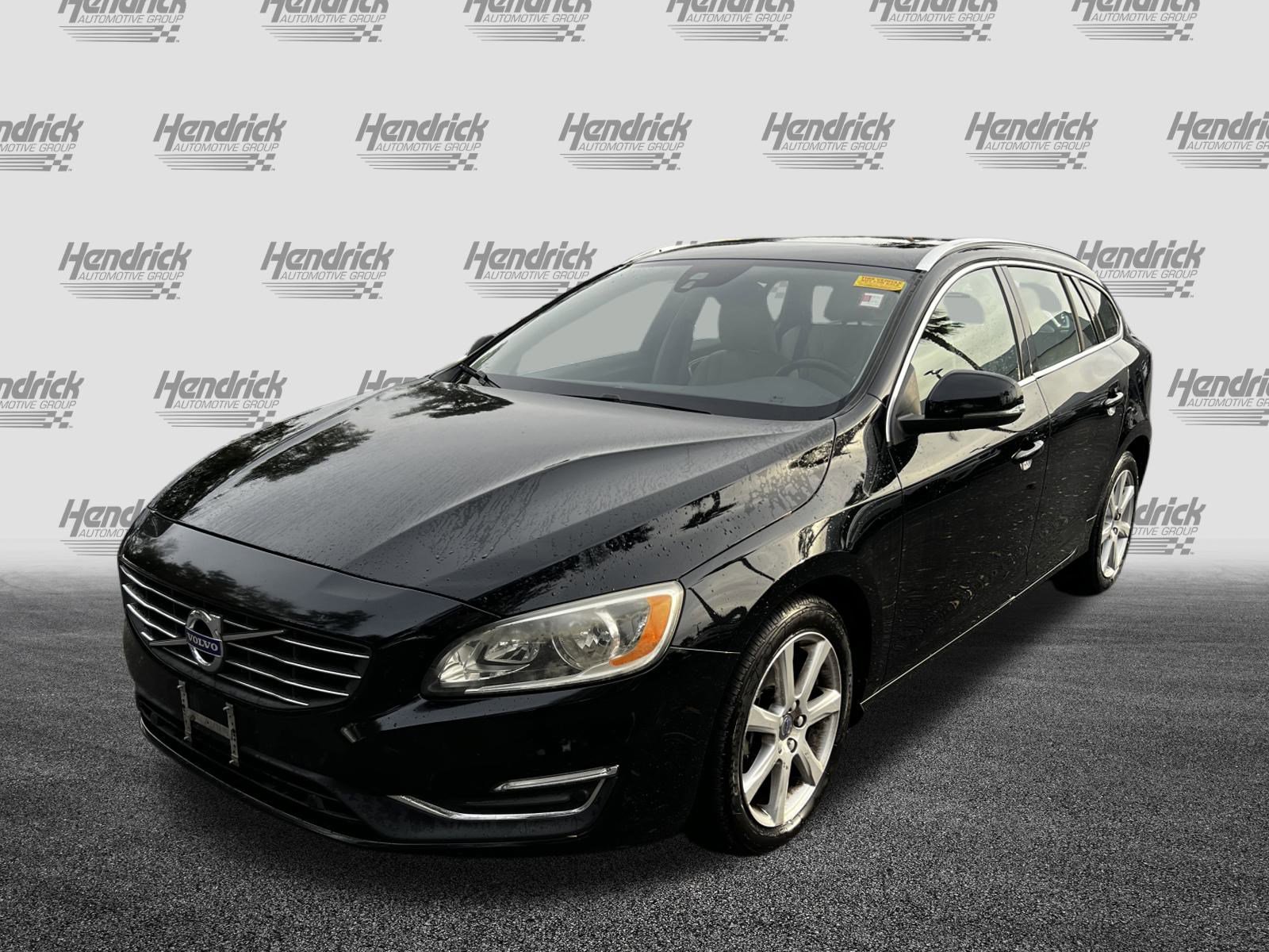 Used 2016 Volvo V60 T5 Premier w/ Convenience Package image 5