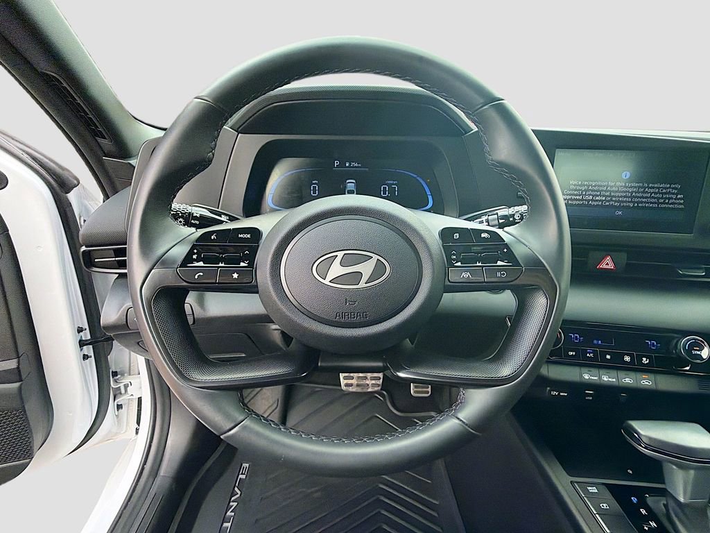 Used 2025 Hyundai Elantra Sport FWD image 35