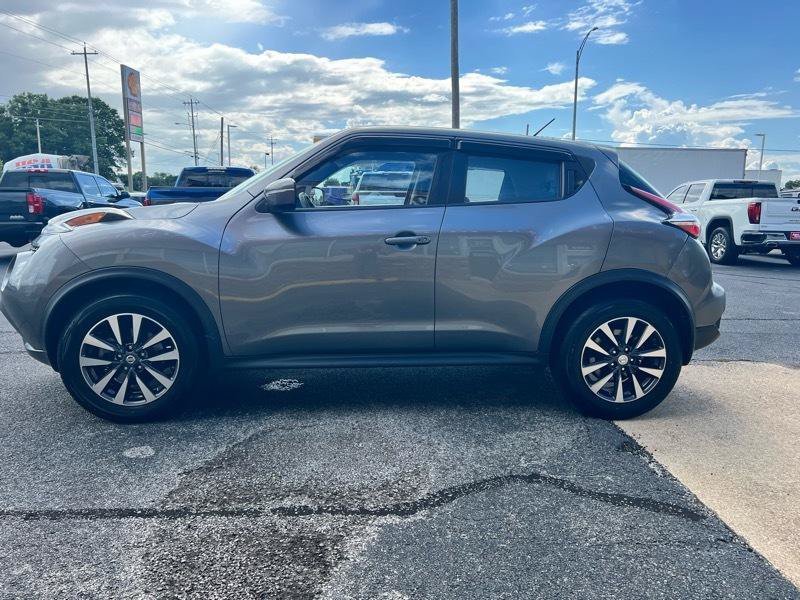 Used 2017 Nissan Juke S FWD image 5