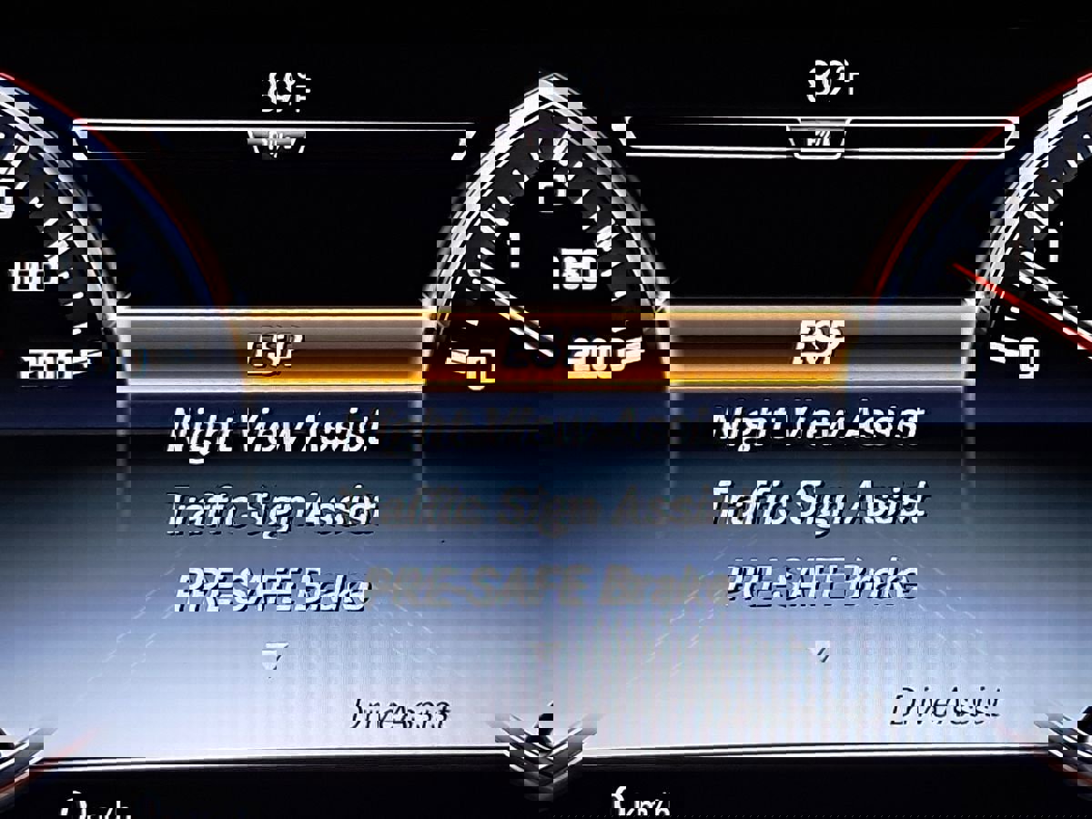 Used 2016 Mercedes-Benz S 63 AMG 4MATIC Coupe image 18