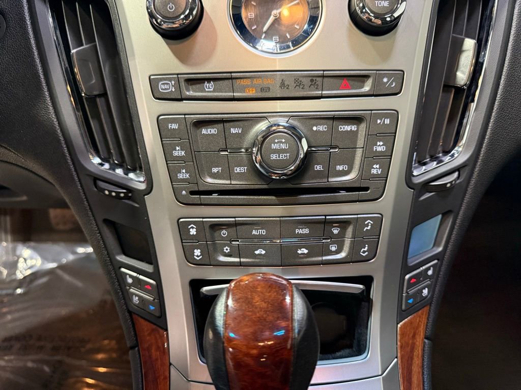 Used 2011 Cadillac CTS Premium RWD image 21