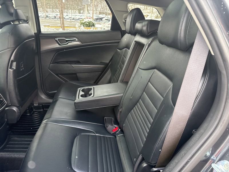 Used 2023 Kia Sportage SX Prestige image 19