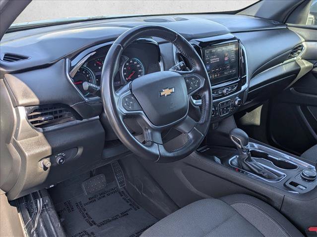 Used 2022 Chevrolet Traverse LT FWD image 10
