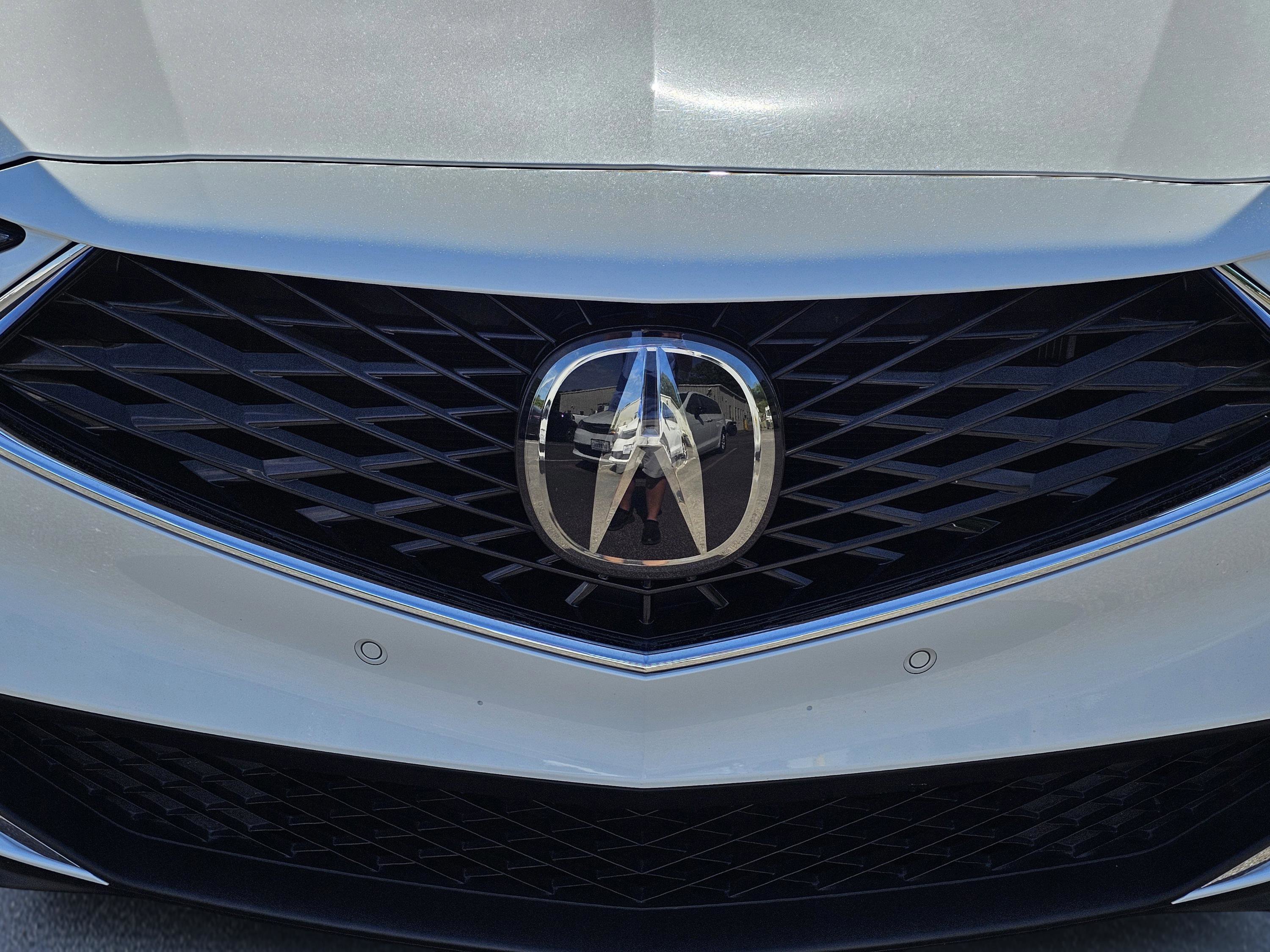 Used 2025 Acura MDX FWD w/ Technology Package image 3