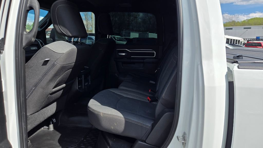 Used 2024 RAM 2500 Lone Star image 26