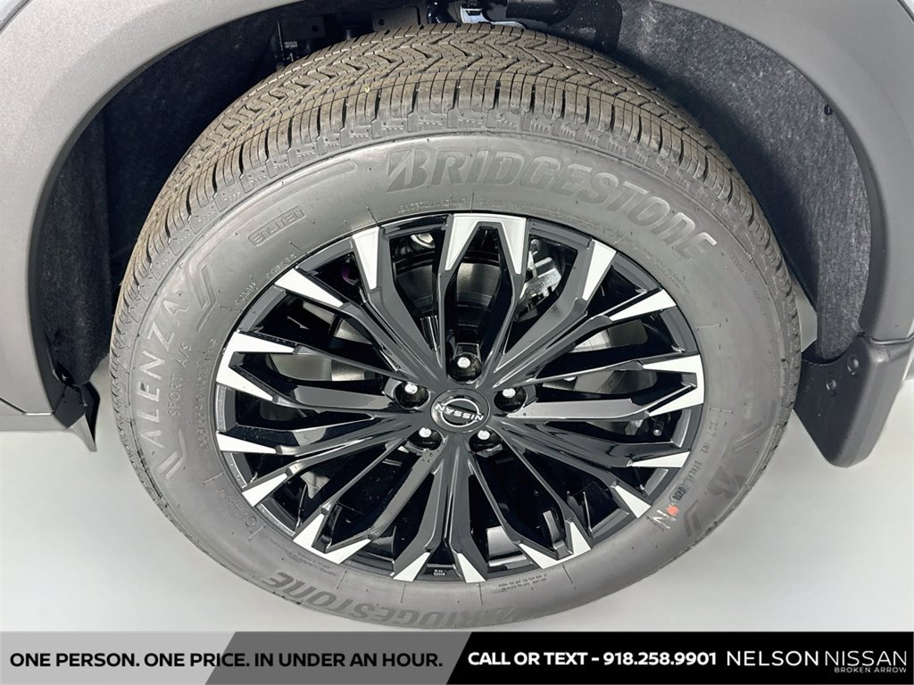 New 2026 Nissan Rogue Dark Armor FWD image 31