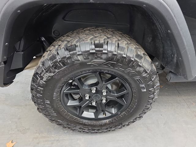 Used 2025 Jeep Wrangler Willys image 20