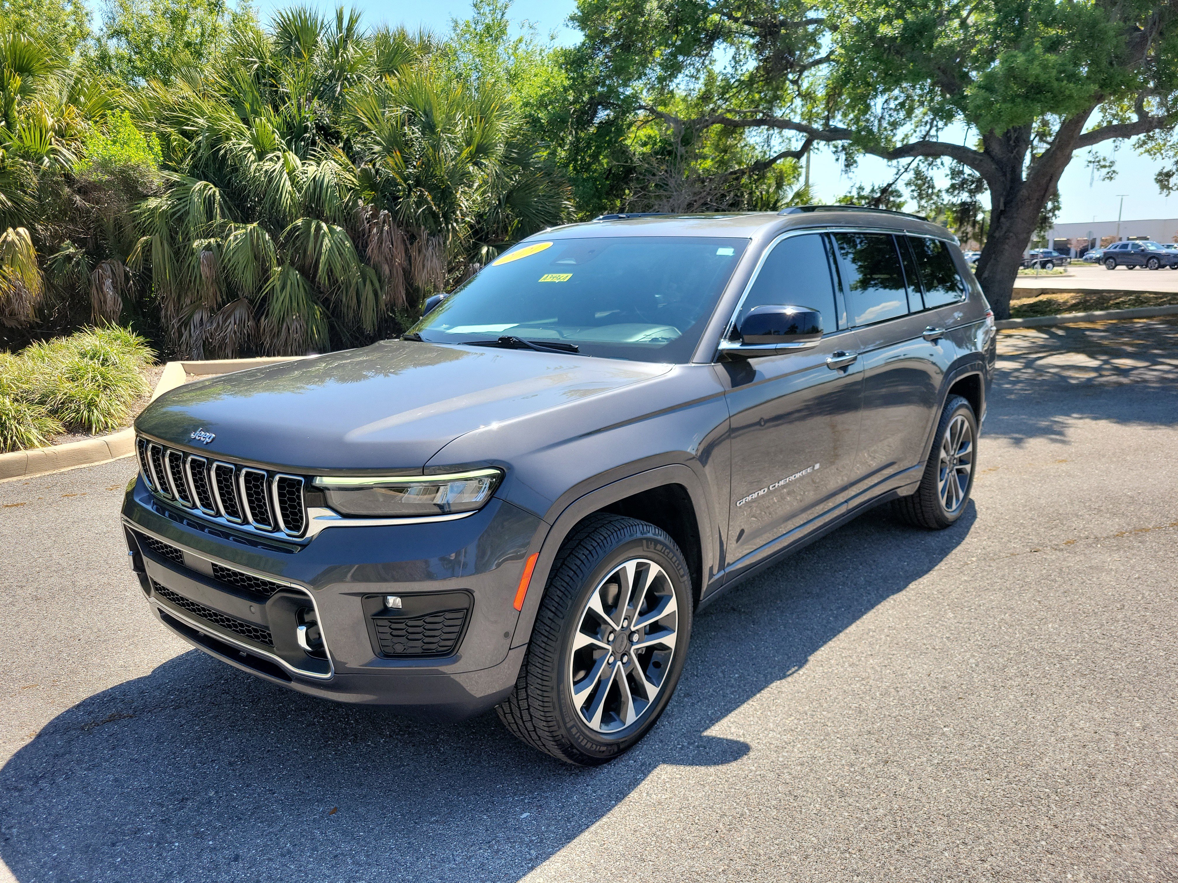 Used 2021 Jeep Grand Cherokee L Overland w/ Luxury Tech Group IV image 7